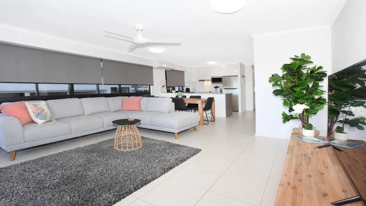 Unit 1 Phoenix Coolum Beach